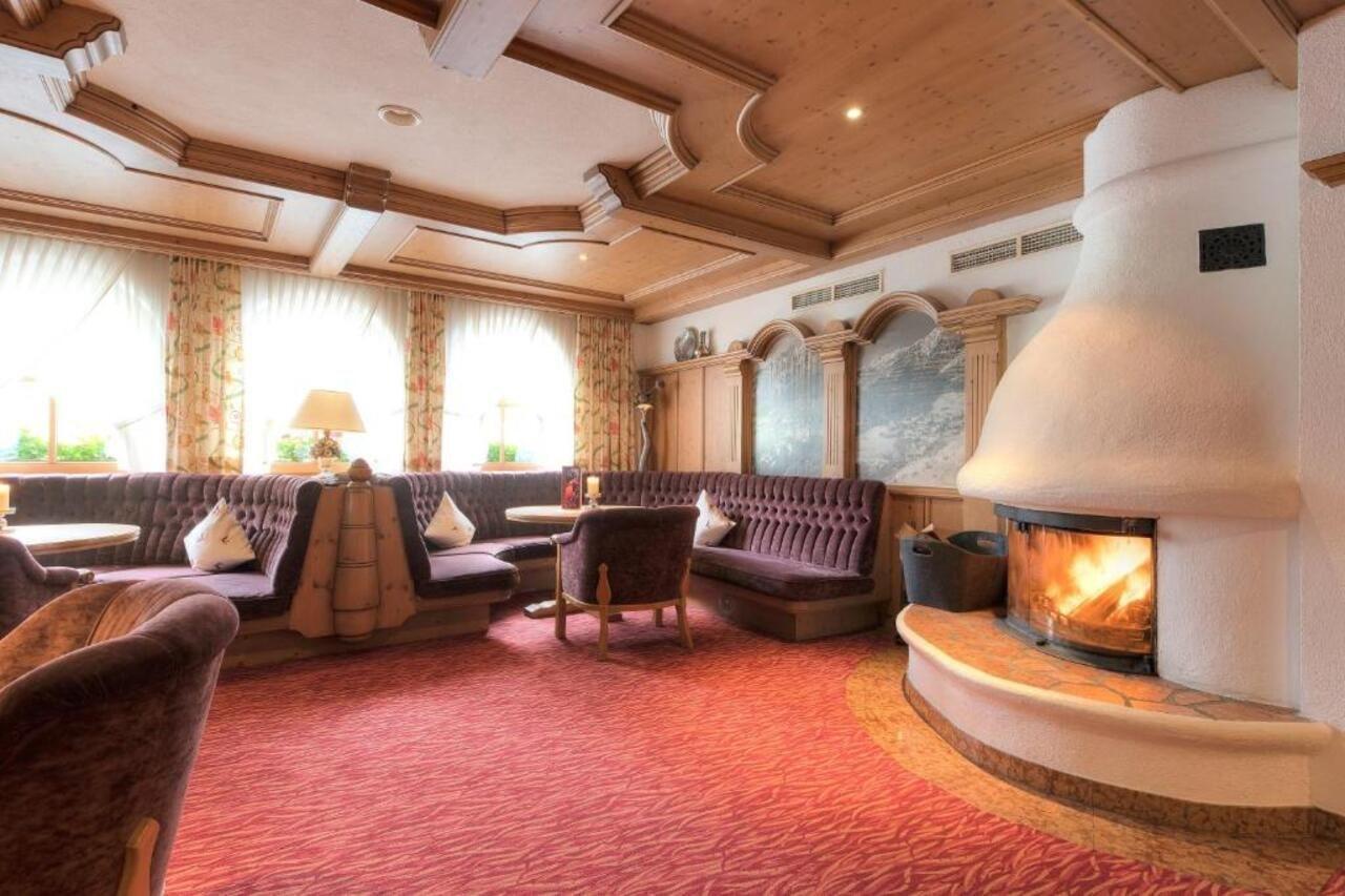 Hotel Troschana Flirsch Buitenkant foto