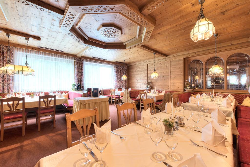 Hotel Troschana Flirsch Buitenkant foto